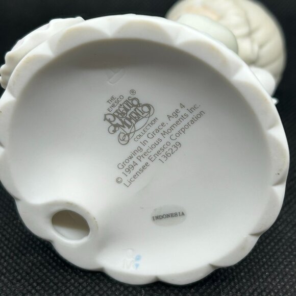 Precious Moments "Growing in Grace Age 4" figurine - Picture 3 of 3